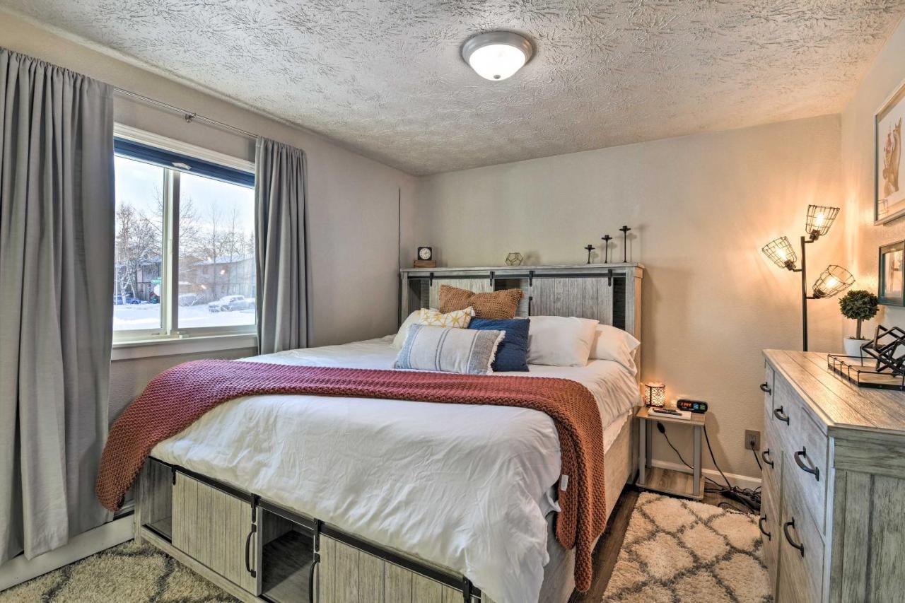 Updated Townhome Near Airport And Shopping! Anchorage Kültér fotó